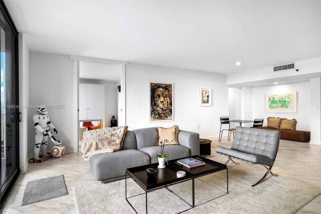 9 Island Ave 710, Miami Beach, Флорида 33139, Соединенные Штаты