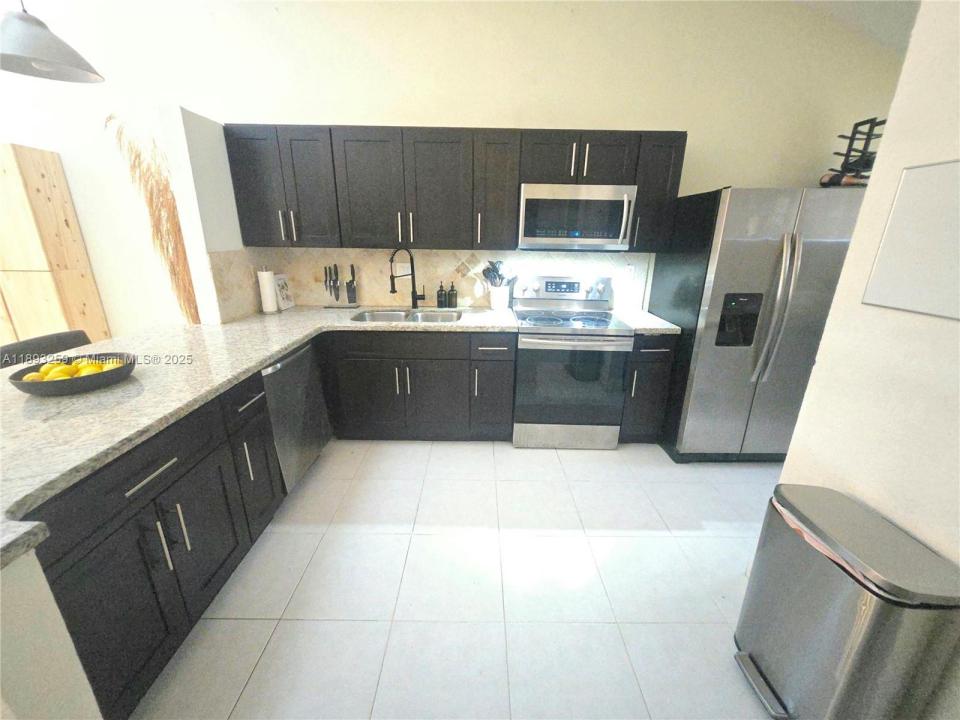 1757 NW 74th Ave 15, Plantation, Florida 33313