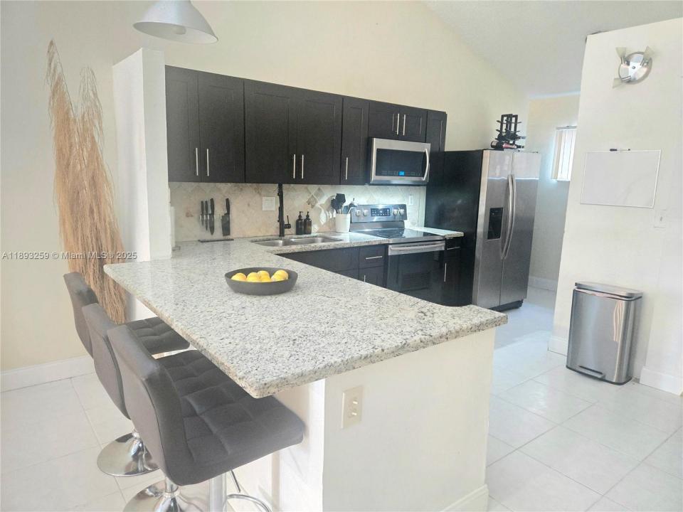 1757 NW 74th Ave 15, Plantation, Florida 33313