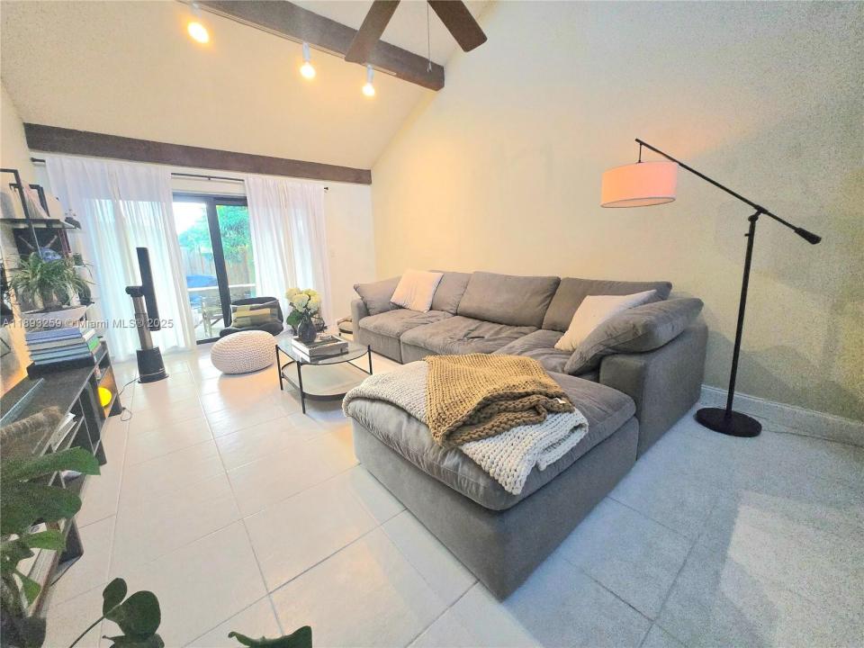 1757 NW 74th Ave 15, Plantation, Florida 33313