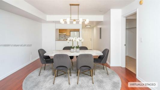 102 SW 6th Ave 401, Miami, Florida 33130, USA