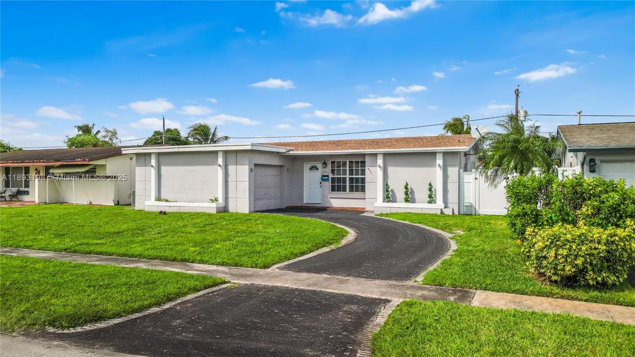 8531 NW 25th St, Sunrise, Florida 33322, Stati Uniti