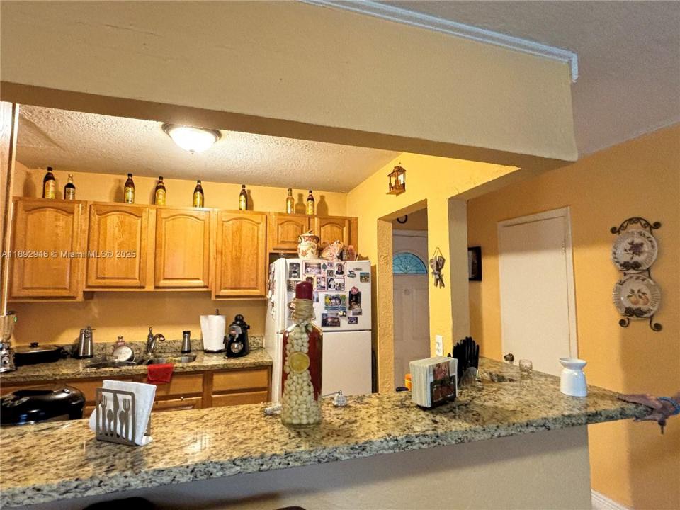 1350 W 53rd St 24, Hialeah, Floride 33012, États-Unis