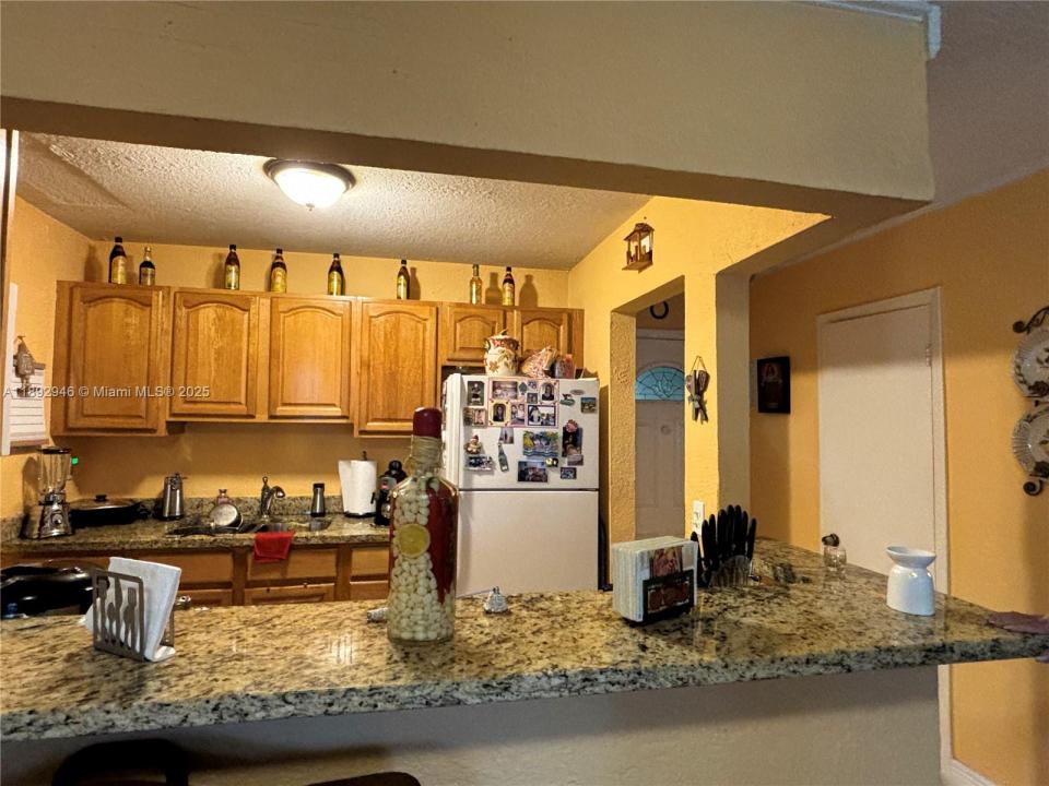 1350 W 53rd St 24, Hialeah, Floride 33012, États-Unis