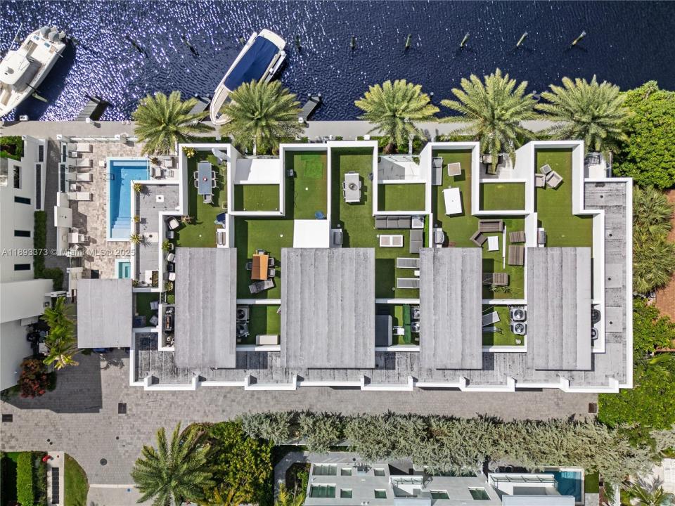 259 Shore Ct, Lauderdale By The Sea, Florida 33308