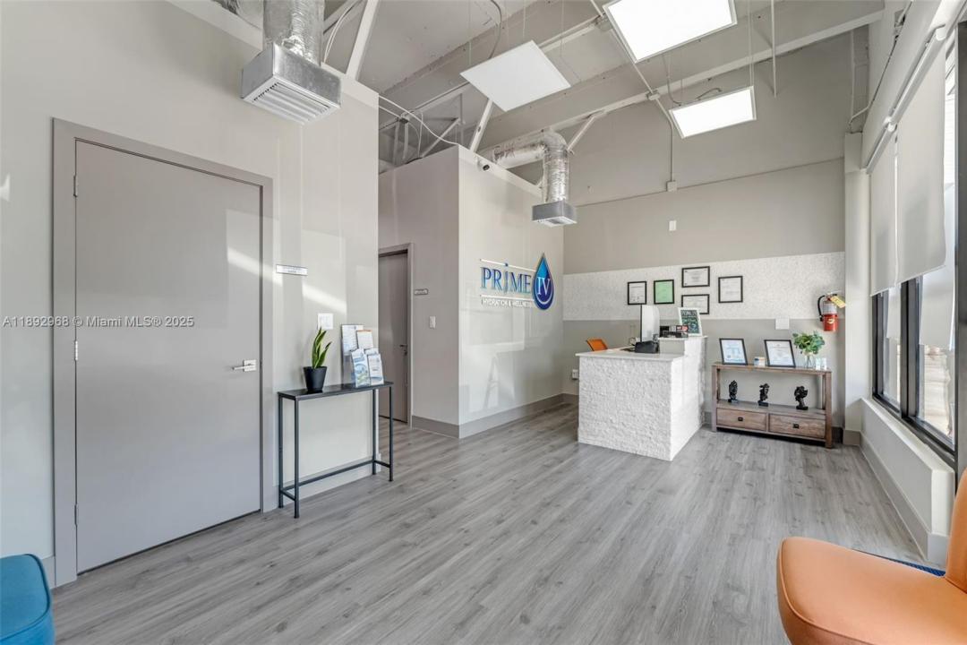 12673 S Dixie Hwy, Pinecrest, Floryda 33156, USA