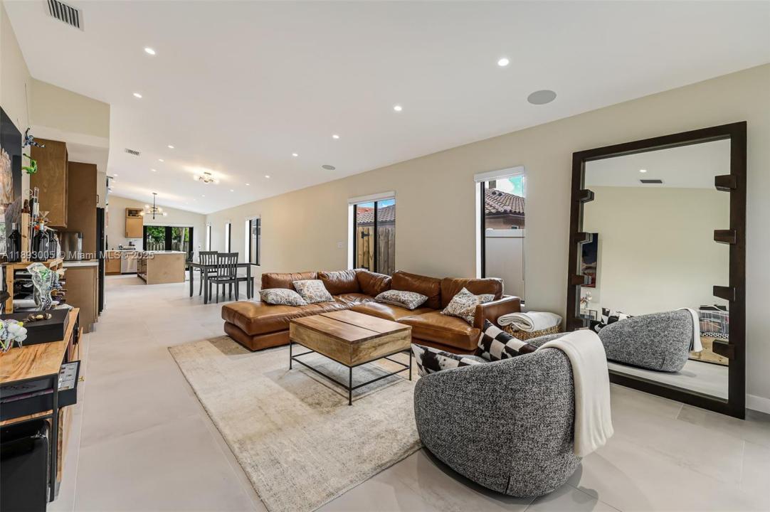 2235 NW 208th Way, Pembroke Pines, Florida 33029, HOA KỲ