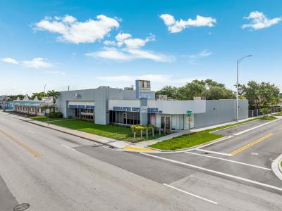 1401 E 4th Ave, Hialeah, Florida 33010, USA