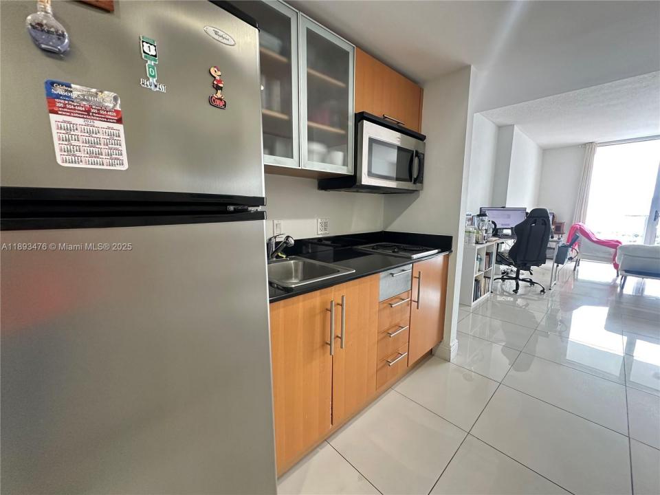 1750 N Bayshore Dr 2808, Miami, פלורידה 33132, ארצות הברית של אמריקה