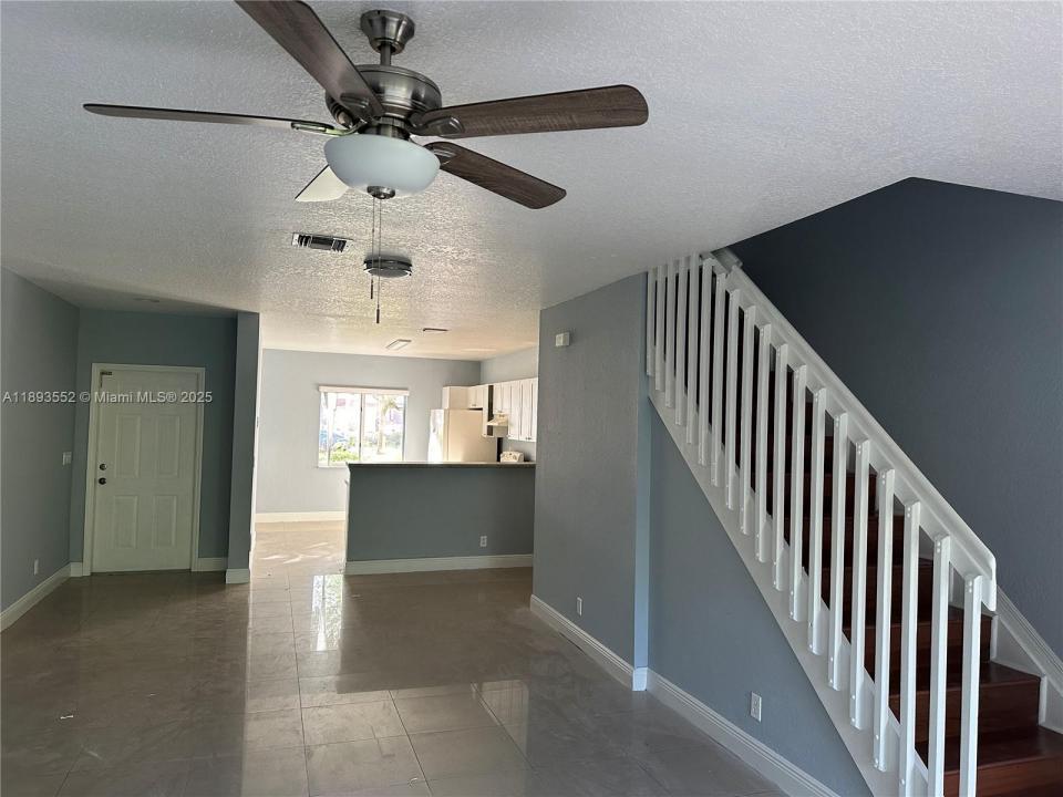 7653 Tamarac Island Cir, Tamarac, Flórida 33321, Estados Unidos
