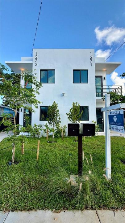 1271 NW 38th St, Miami, Флорида 33142, Соединенные Штаты