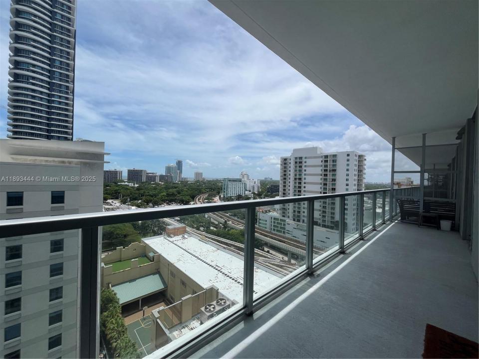79 SW 12th St 2808-S, Miami, פלורידה 33130, ארצות הברית של אמריקה 