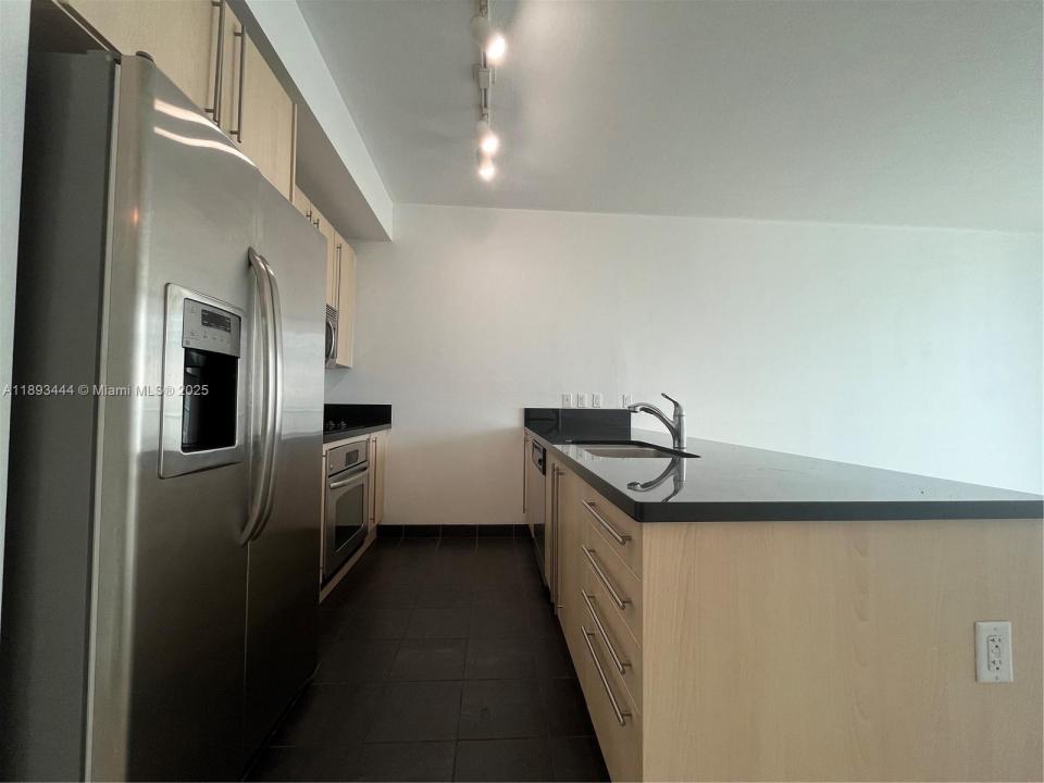 79 SW 12th St 2808-S, Miami, פלורידה 33130, ארצות הברית של אמריקה 