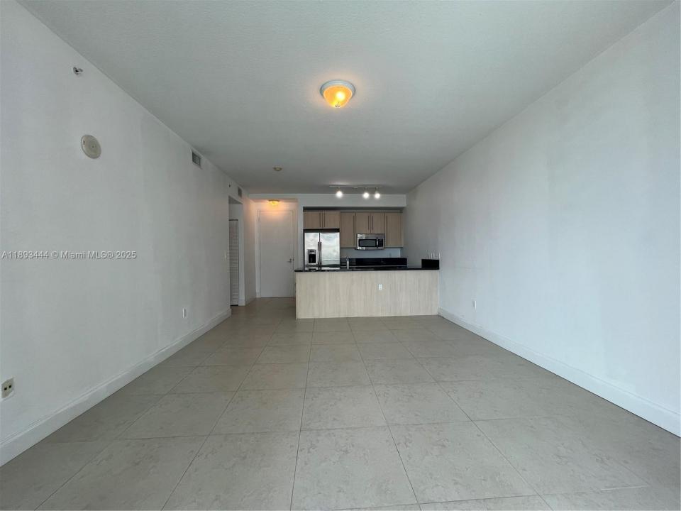 79 SW 12th St 2808-S, Miami, פלורידה 33130, ארצות הברית של אמריקה 
