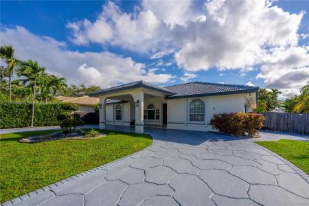 2275 SW 143rd Ct, Miami, Florida 33175, USA