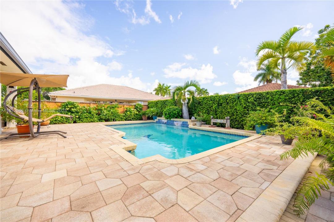 2275 SW 143rd Ct, Miami, פלורידה 33175, ארצות הברית של אמריקה