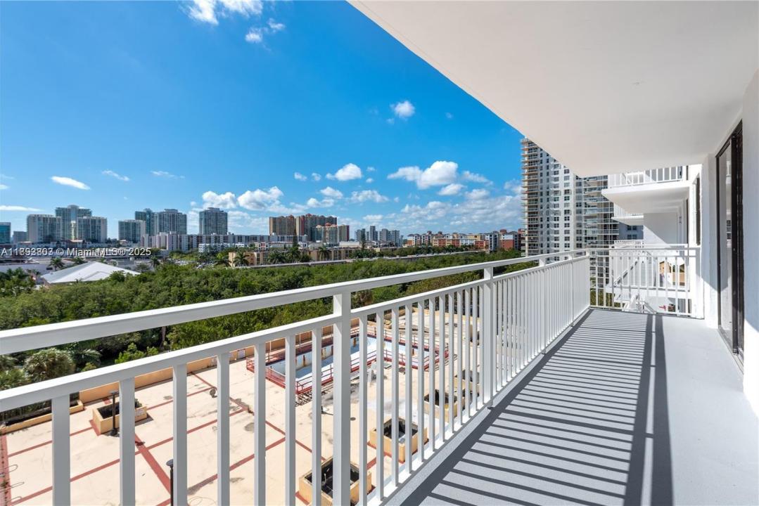 210 174th St 807, Sunny Isles Beach, 佛羅里達州 33160, 美國