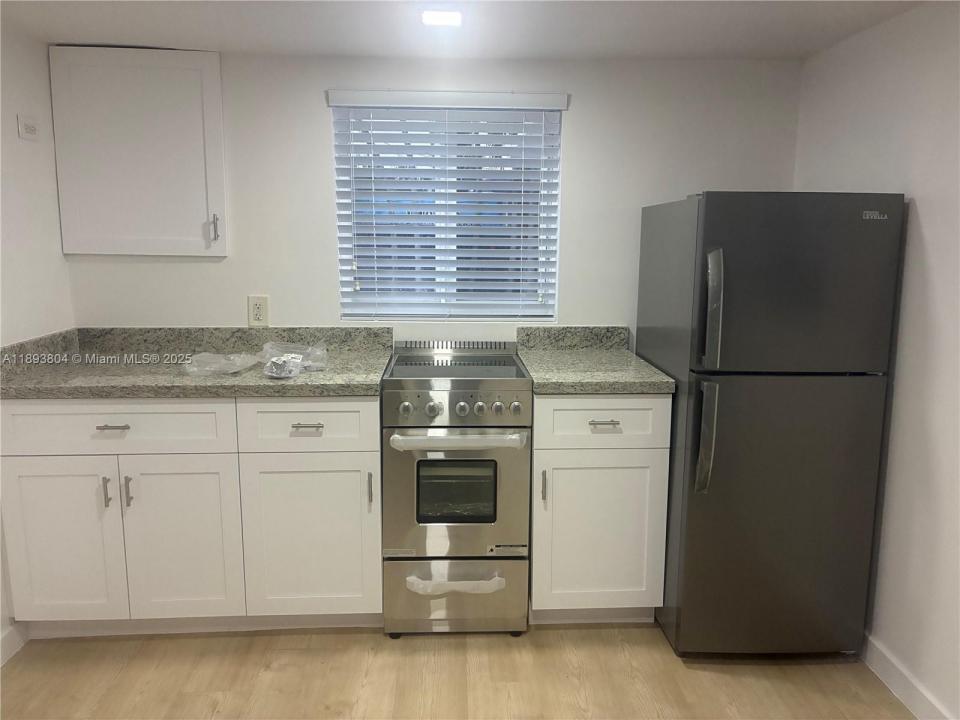 290 NW 45th Ave 0, Miami, Floride 33126, États-Unis