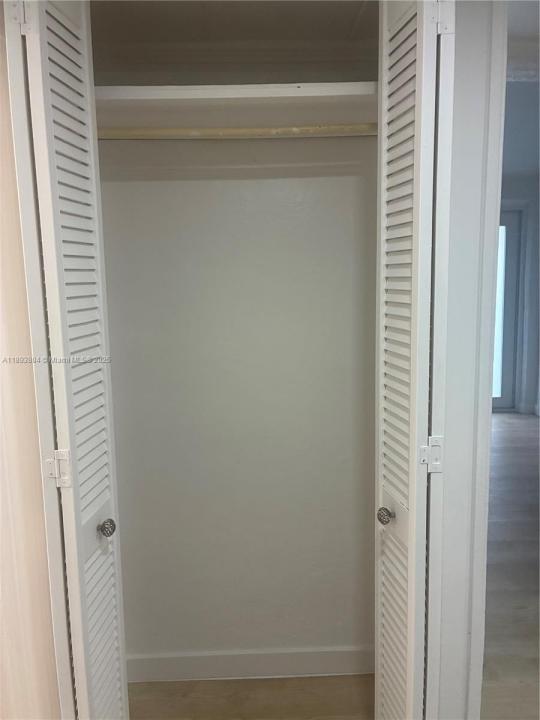 290 NW 45th Ave 0, Miami, Floride 33126, États-Unis