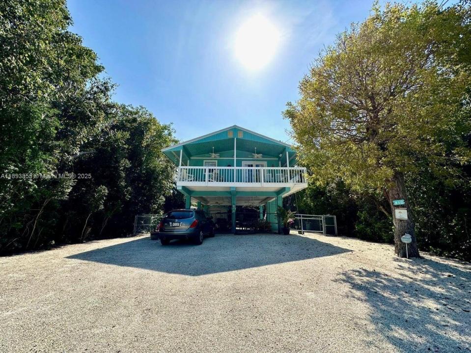 410 Mahogany Ave, Key Largo, Florida 33037