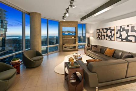 6th Ave., San Diego, California 92103