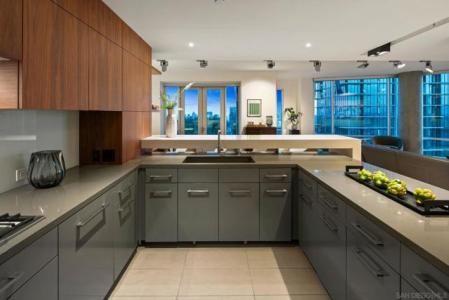 6th Ave., San Diego, California 92103