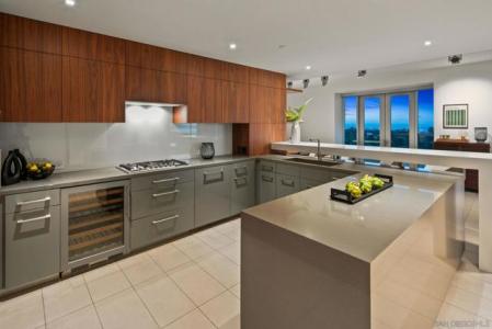 6th Ave., San Diego, California 92103