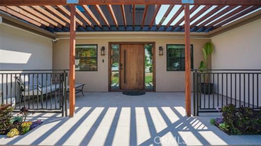 Manhattan, Glendale, California 91214