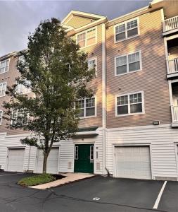 108 Mill Street 202, Woonsocket, Rhode Island 02895, Estados Unidos