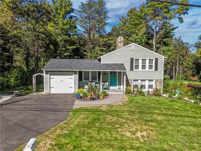 181 Highland Avenue, Warwick, Rhode Island 02886, USA