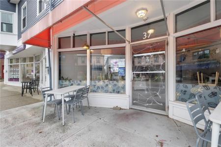 37 Main Street, East Greenwich, ロードアイランド 02818, アメリカ合衆国