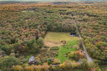 11 Briggs Road, Foster, Rhode Island 02825, Estados Unidos