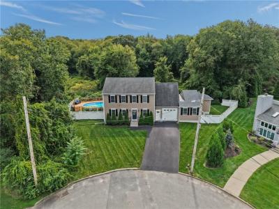 105 Amy Drive, Cranston, Rhode Island 02921, USA