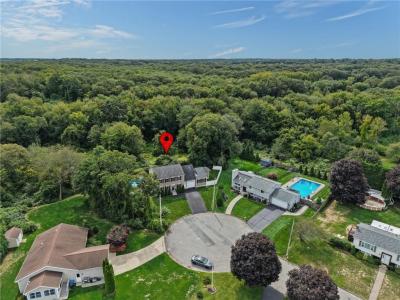 105 Amy Drive, Cranston, Rhode Island 02921, USA