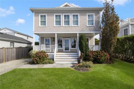 44 Tuckerman Avenue, Middletown, Rhode Island 02842, Estados Unidos