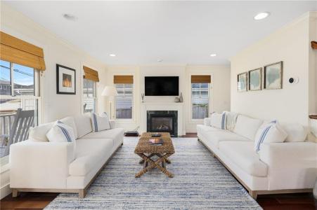 44 Tuckerman Avenue, Middletown, Rhode Island 02842, Estados Unidos