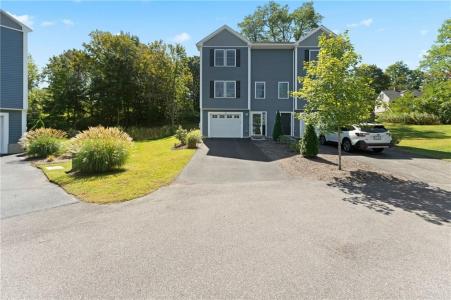 48 Stone Bridge Drive, South Kingstown, RI 02879, USA