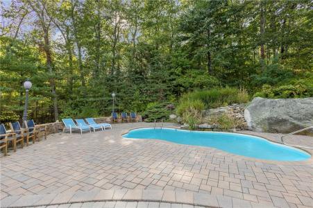 266 Howard Avenue, Scituate, 罗得岛 02831, 美国