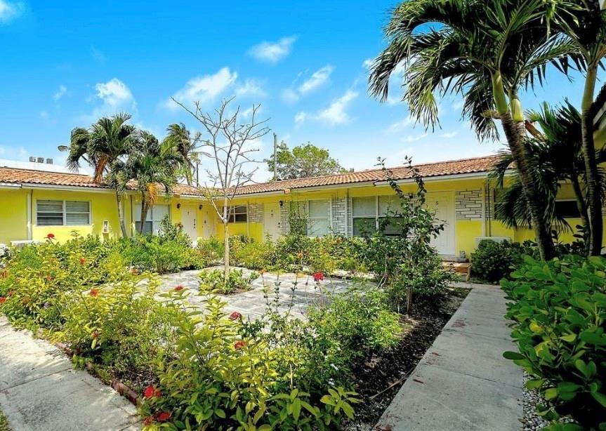1125 NE 80th St, Miami, פלורידה 33138, ארצות הברית של אמריקה