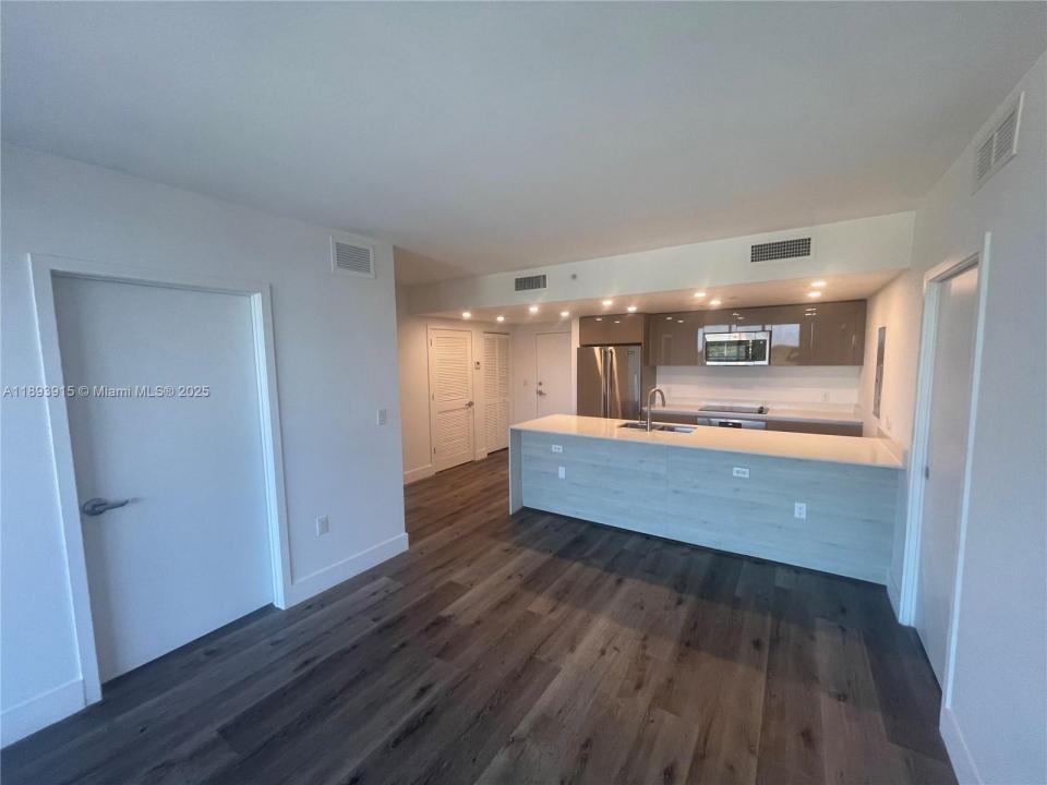 13800 Highland Dr 604, North Miami Beach, Flórida 33181, Estados Unidos