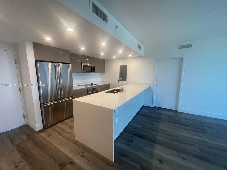 13800 Highland Dr 604, North Miami Beach, Flórida 33181, Estados Unidos