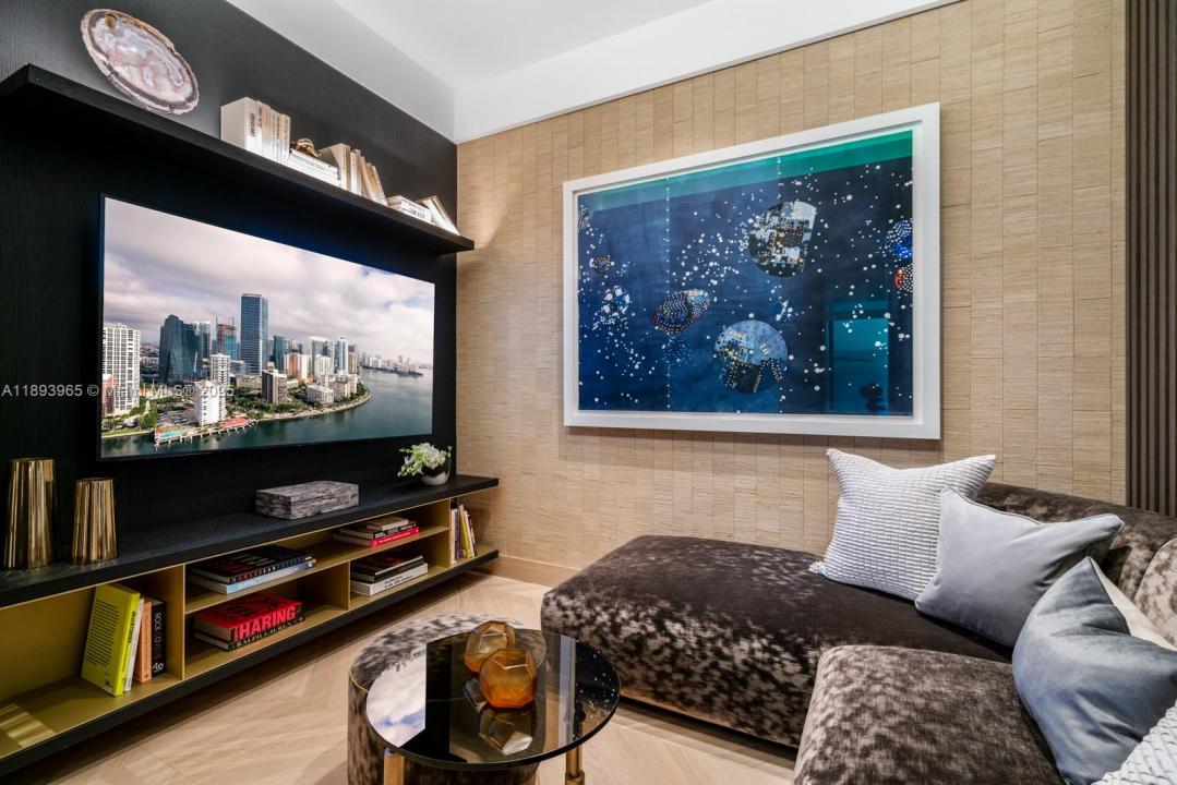 300 N Biscayne Blvd 7803, Miami, Floride 33132, États-Unis