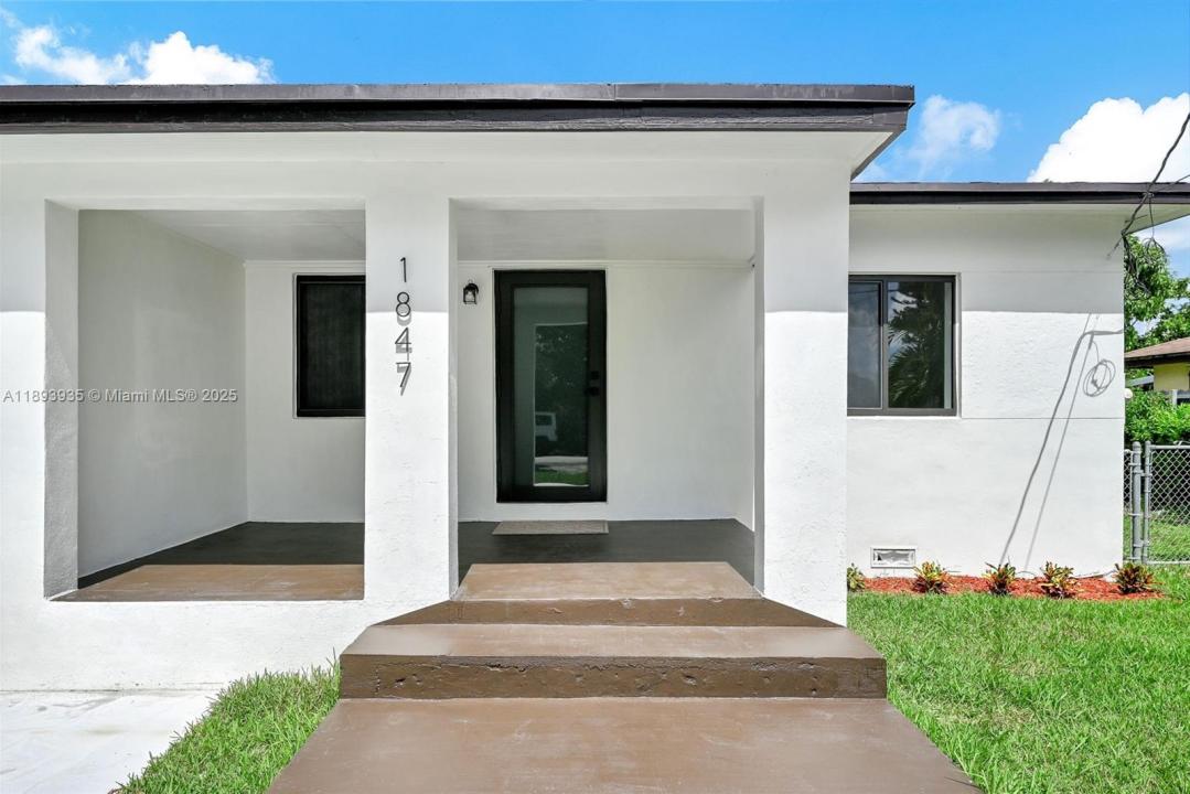 1847 NW 82nd St, Miami, フロリダ 33147, アメリカ合衆国
