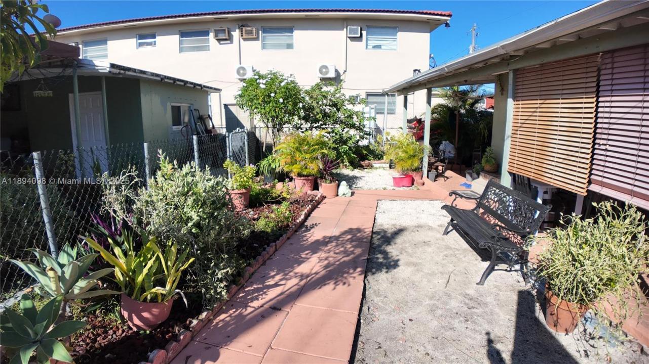 155 W 26th St, Hialeah, 佛罗里达州 33010, 美国