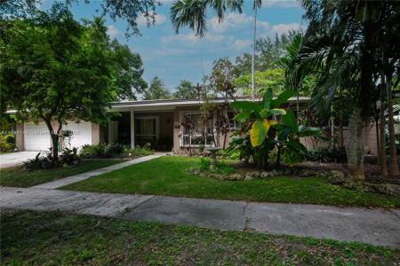 8031 SW 98th Ter, Miami, Florida 33156, USA