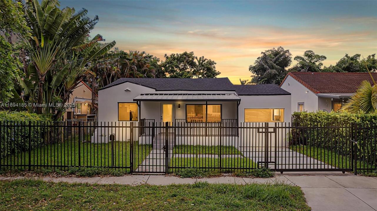 1854 SW 17th St, Miami, フロリダ 33145, アメリカ合衆国