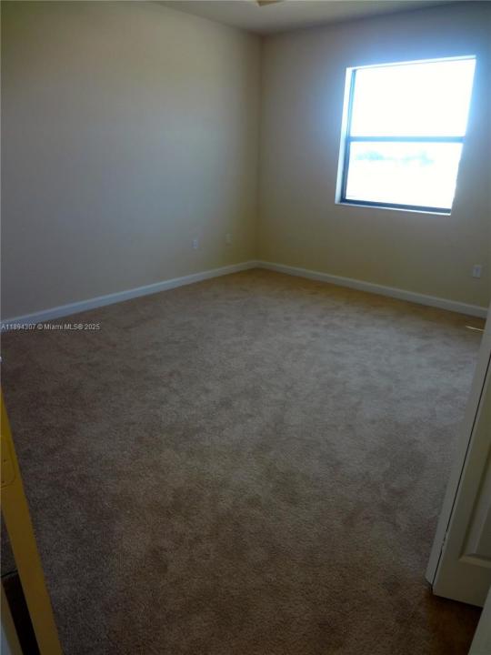 11756 SW 238th St, Miami, Florida 33032