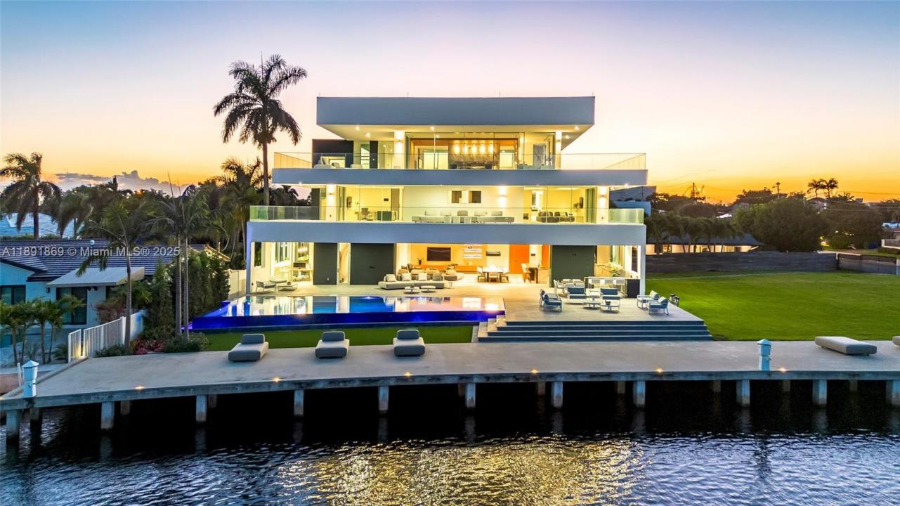 2131 NE 15th St, Fort Lauderdale, Флорида 33304, Соединенные Штаты