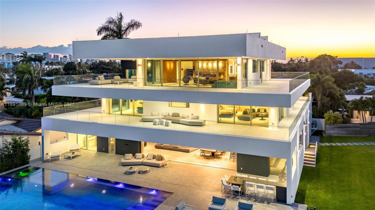 2131 NE 15th St, Fort Lauderdale, Флорида 33304, Соединенные Штаты