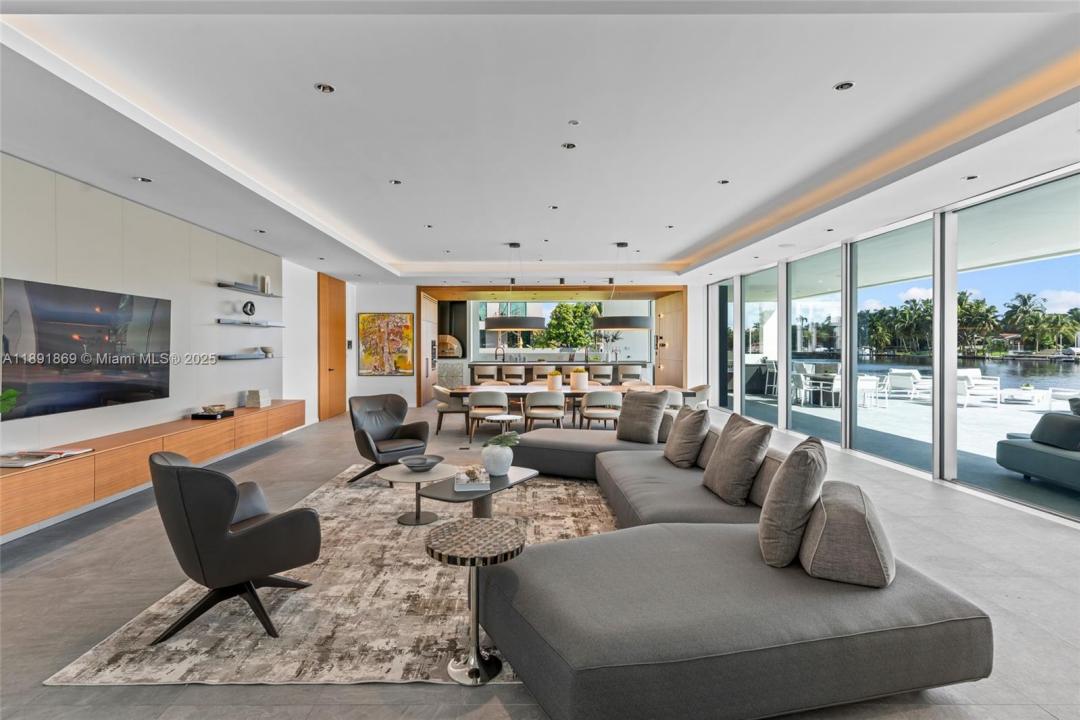 2131 NE 15th St, Fort Lauderdale, Флорида 33304, Соединенные Штаты